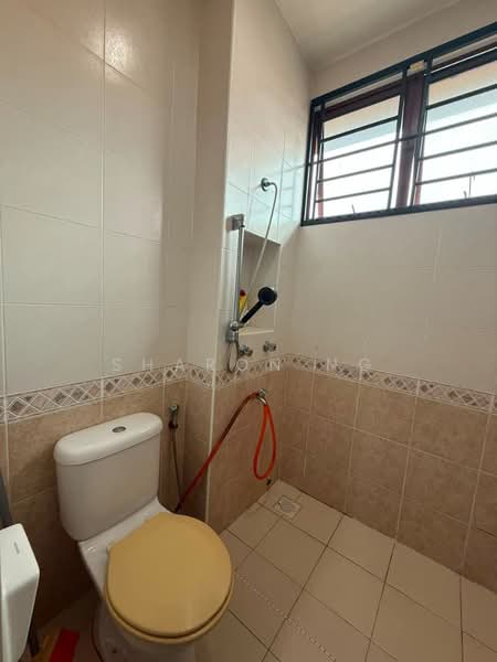 Semi-Detached House for Sale in Taman Perling (Perling) - Sharon Ng - Bathroom - PropertyGuru.com.my