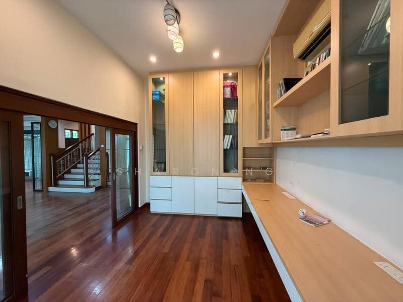 Semi-Detached House for Sale in Taman Perling (Perling) - Sharon Ng - Study - PropertyGuru.com.my
