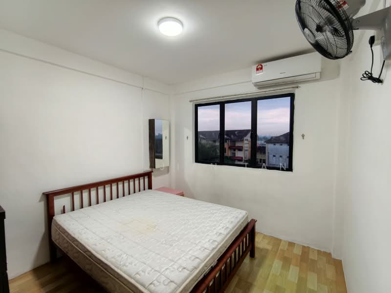 Rumah Flat untuk Dijual di Sri Delima - Wei Jian Tan - Bedroom - PropertyGuru.com.my