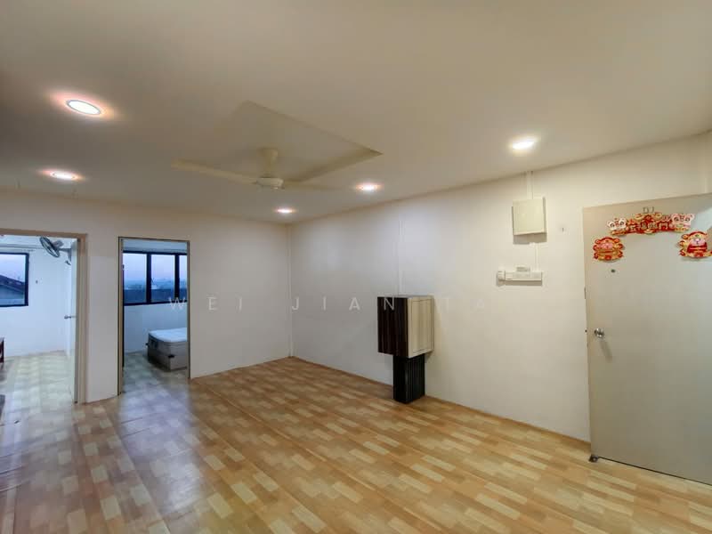 Rumah Flat untuk Dijual di Sri Delima - Wei Jian Tan - Living Room - PropertyGuru.com.my