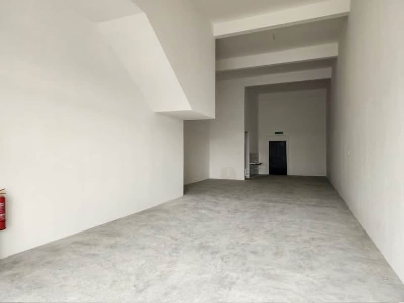 Shop for Rent in Bandar Bukit Tinggi (Klang) - Ice Lee - Interior - PropertyGuru.com.my