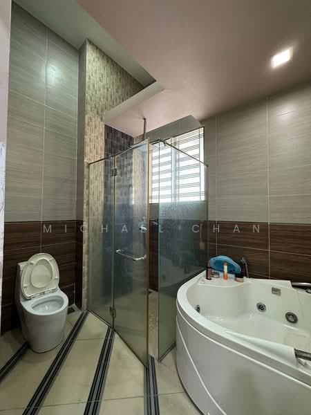Semi-Detached House for Sale in Bandar Puteri Puchong (Puchong) - Michael Chan - Bathroom - PropertyGuru.com.my