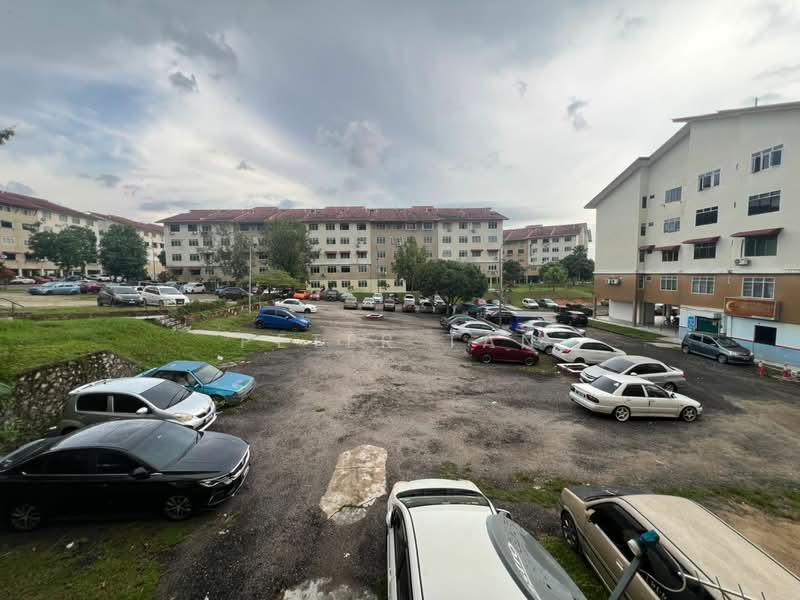 Taman Ehsan Jaya untuk Untuk Dijual - RM 230,000, Mac 2026 - Exterior - PropertyGuru.com.my