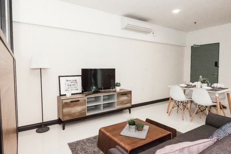 Mercu Summer Suites untuk Untuk Dijual - RM 719,999, Mac 2026 - Living Room - PropertyGuru.com.my