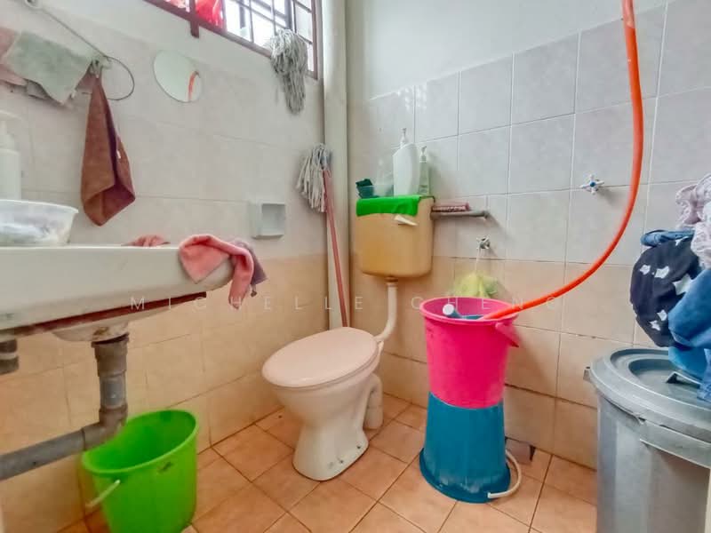 1-storey Terraced House for Sale in Menglembu (Perak) - Michelle Cheng - Bathroom - PropertyGuru.com.my