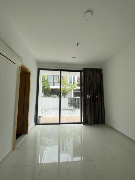 Terraced House for Rent in Damansara Perdana (Selangor) - Christine Tan - Living Room - PropertyGuru.com.my