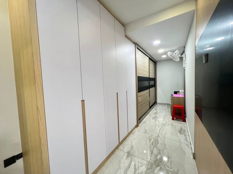 Taman Senai Jaya untuk Untuk Dijual - RM 508,000, Mac 2026 - Corridor - PropertyGuru.com.my