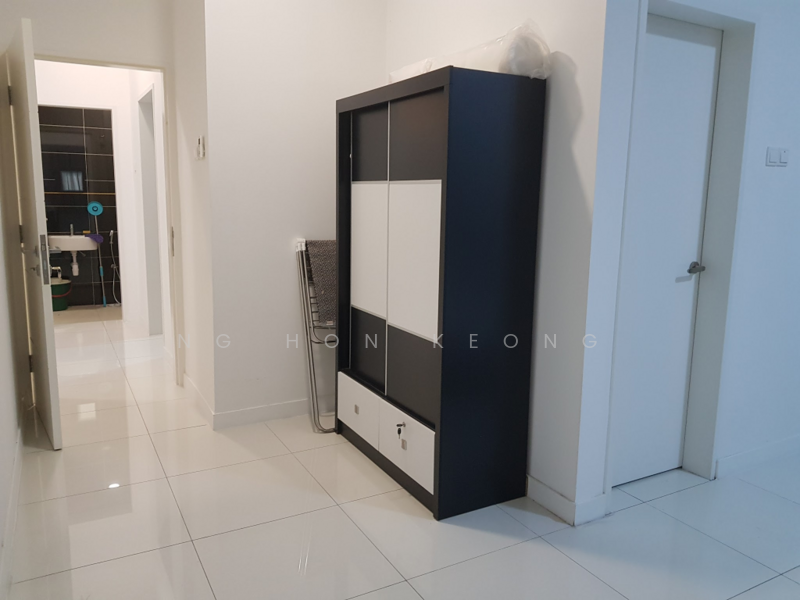 Service Residence for Sale at Skypod Residence - Ng Hon Keong - Corridor - PropertyGuru.com.my