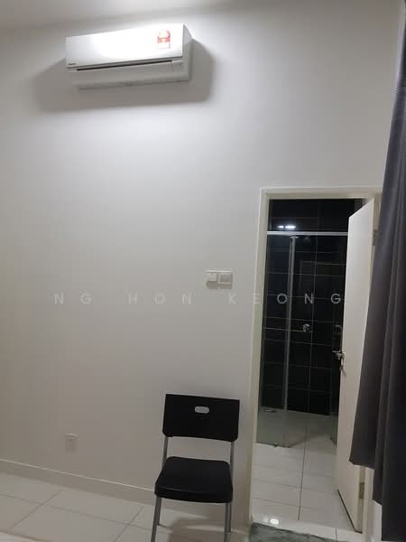 Service Residence for Sale at Skypod Residence - Ng Hon Keong - Bathroom - PropertyGuru.com.my