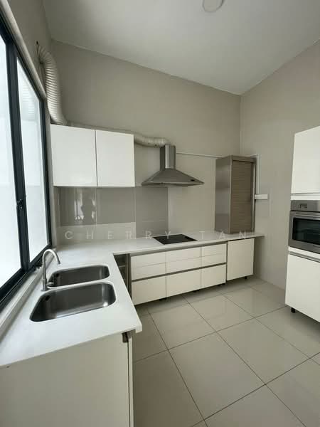 Empire Residence untuk Untuk Disewa - RM 5,500 /bulan, Mac 2026 - Kitchen - PropertyGuru.com.my