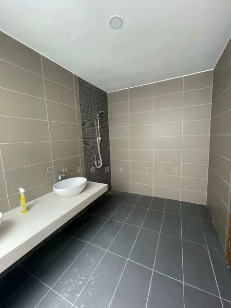 Empire Residence untuk Untuk Disewa - RM 5,500 /bulan, Mac 2026 - Bathroom - PropertyGuru.com.my