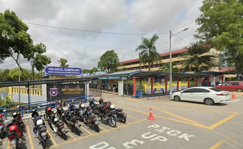 Taman Daya untuk Untuk Disewa - RM 1,500 /bulan, Mac 2026 - Exterior - PropertyGuru.com.my