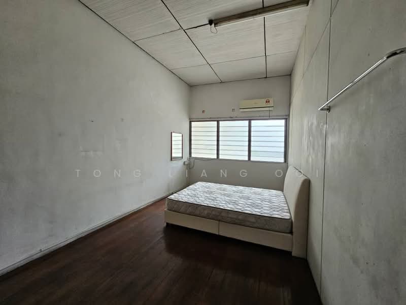 2 Storey Terrace Taman Jalan Goh Guan Ho Georgetown Jelutong House For Sale untuk Untuk Dijual - RM 1,000,000, Mac 2026 - Bedroom - PropertyGuru.com.my
