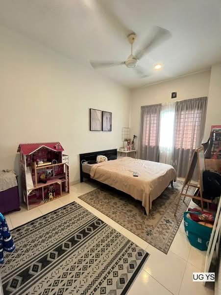 2-storey Terraced House for Sale in Setia Indah (Setia Alam) - Yongsen Lim - Bedroom - PropertyGuru.com.my