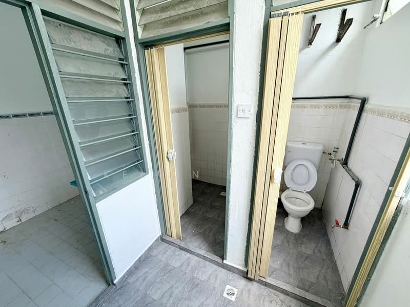 Rumah Flat untuk Disewa di Taman Terubong Indah (Majestic Heights) - Kelvin Seow - Bathroom - PropertyGuru.com.my