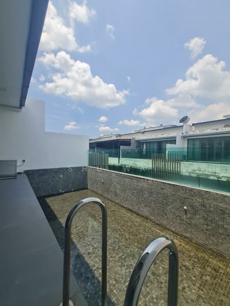 3-storey Terraced House for Sale in Subang Jaya (Selangor) - Shu Wai - Exterior - PropertyGuru.com.my