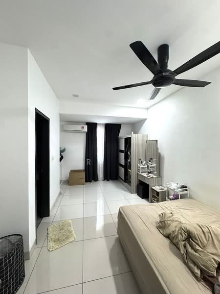 2-storey Terraced House for Sale in Taman Glenmarie (Johor Bahru) - Mars Hoe - Bedroom - PropertyGuru.com.my
