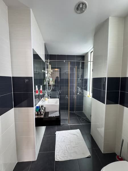 D'Inspire Residence (Inspira Bestari) untuk Untuk Disewa - RM 2,500 /bulan, Mac 2026 - Bathroom - PropertyGuru.com.my