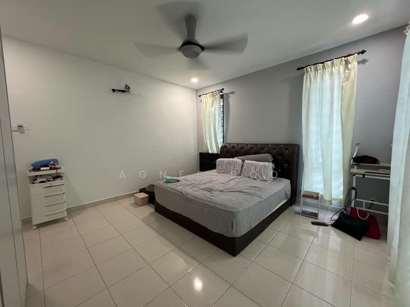 2-storey Terraced House for Sale in Taman Austin Duta (Tebrau) - Agnes Boo - Bedroom - PropertyGuru.com.my