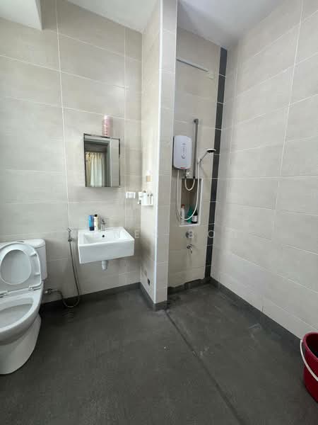 2-storey Terraced House for Sale in Taman Austin Duta (Tebrau) - Agnes Boo - Bathroom - PropertyGuru.com.my