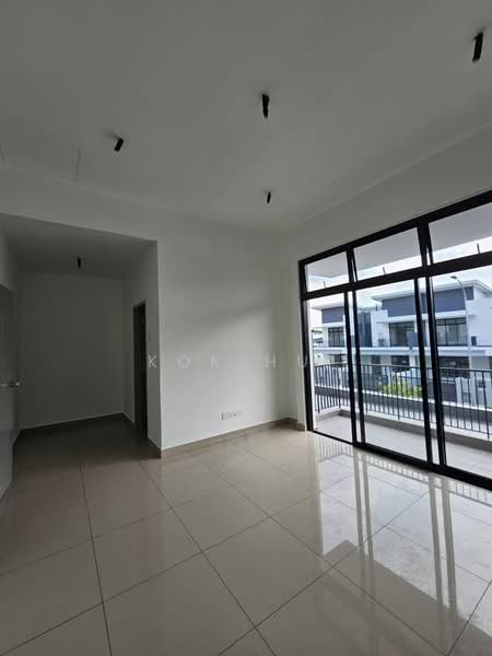 Molek Moleks untuk Untuk Dijual - RM 1,250,000, Apr 2026 - Balcony - PropertyGuru.com.my
