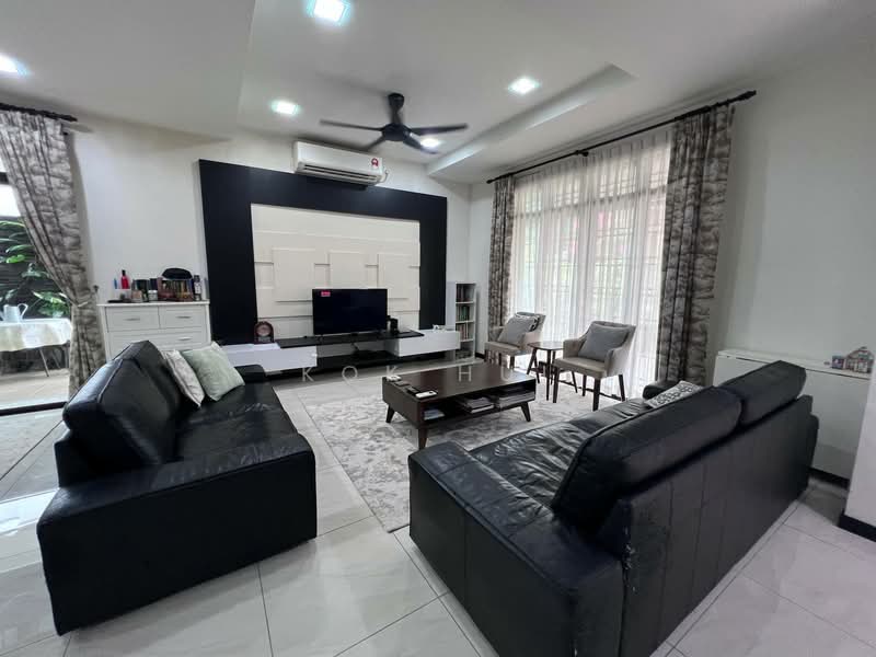 austin austins untuk Untuk Dijual - RM 1,300,000, Mac 2026 - Living Room - PropertyGuru.com.my