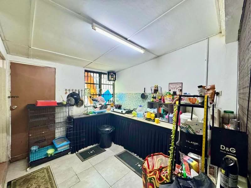 End Lot Double Storey Terrace Taman Sri Ampang Selangor untuk Untuk Dijual - RM 390,000, Mac 2026 - Kitchen - PropertyGuru.com.my