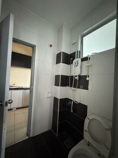 Rumah Teres 2 Tingkat untuk Disewa di Kulai (Johor) - Jadelyn Ng - Bathroom - PropertyGuru.com.my