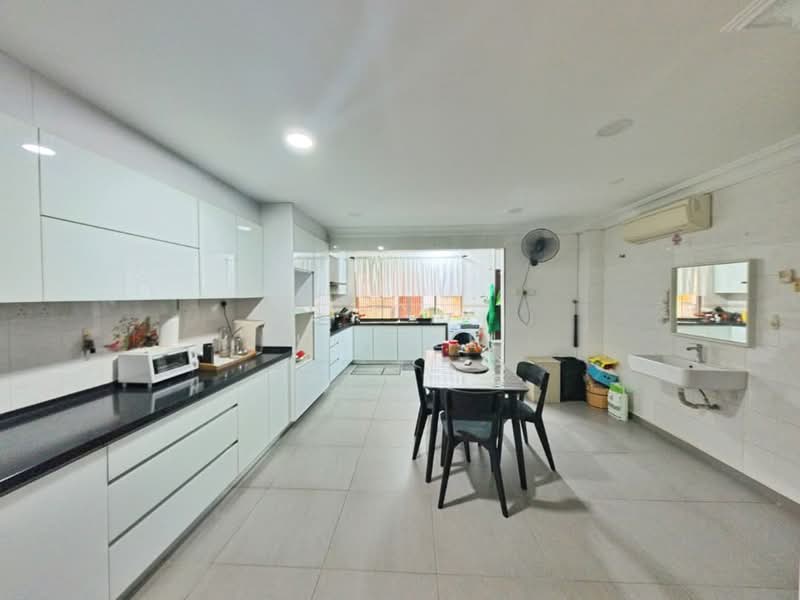 2-storey Terraced House for Sale in Taman Tun Dr Ismail (Kuala Lumpur) - KH LEE - Kitchen - PropertyGuru.com.my