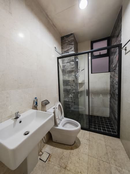 Condominium for Rent at The Cove Hillside Residence - Christine Lau - Bathroom - PropertyGuru.com.my