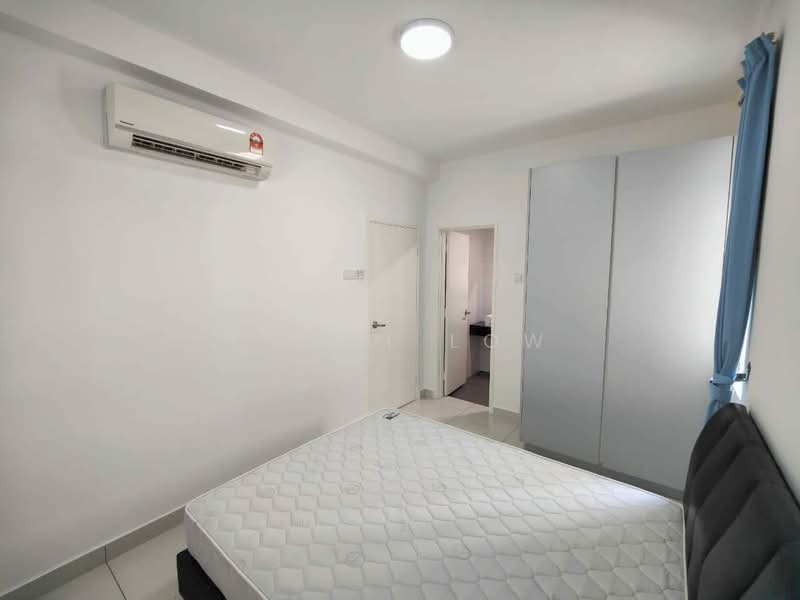 Service Residence for Sale at KSL Residence @ Daya - Carol Low - Bedroom - PropertyGuru.com.my