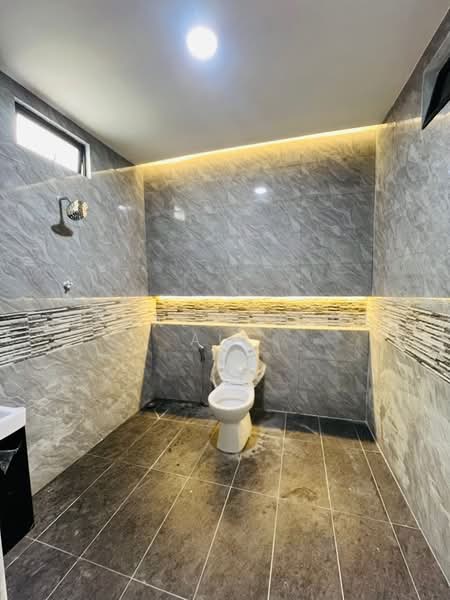 Senai untuk Untuk Dijual - RM 548,000, Mac 2026 - Bathroom - PropertyGuru.com.my