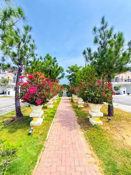 Monet Springtime @ Monet Residences Sunsuria City untuk Untuk Dijual - RM 675,000, Mac 2026 - Exterior - PropertyGuru.com.my