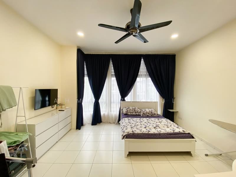 2-storey Terraced House for Sale in Puncak Alam (Selangor) - Ahmad Zikrul - Bedroom - PropertyGuru.com.my