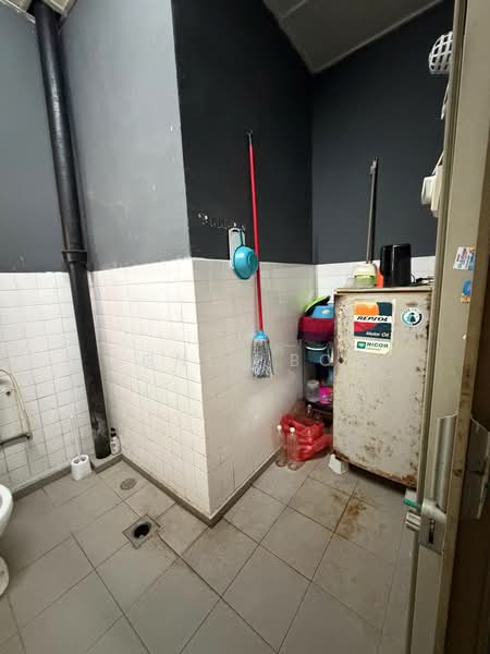 Rumah Teres 2 Tingkat untuk Dijual di Bandar Baru Permas Jaya (Permas Jaya) - Agnes Boo - Bathroom - PropertyGuru.com.my
