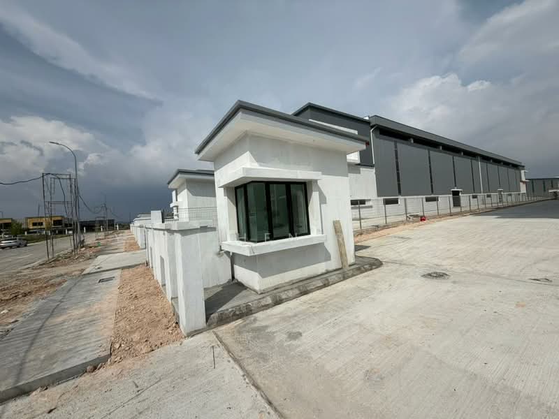 Semi-D Factory for Sale in Puncak Alam (Selangor) - YEO ZHEN RONG - Exterior - PropertyGuru.com.my