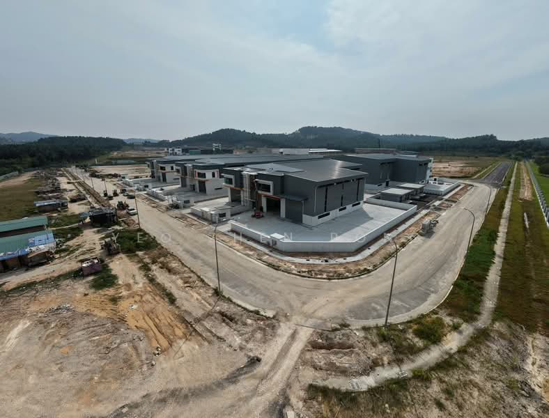 Semi-D Factory for Sale in Puncak Alam (Selangor) - YEO ZHEN RONG - Exterior - PropertyGuru.com.my