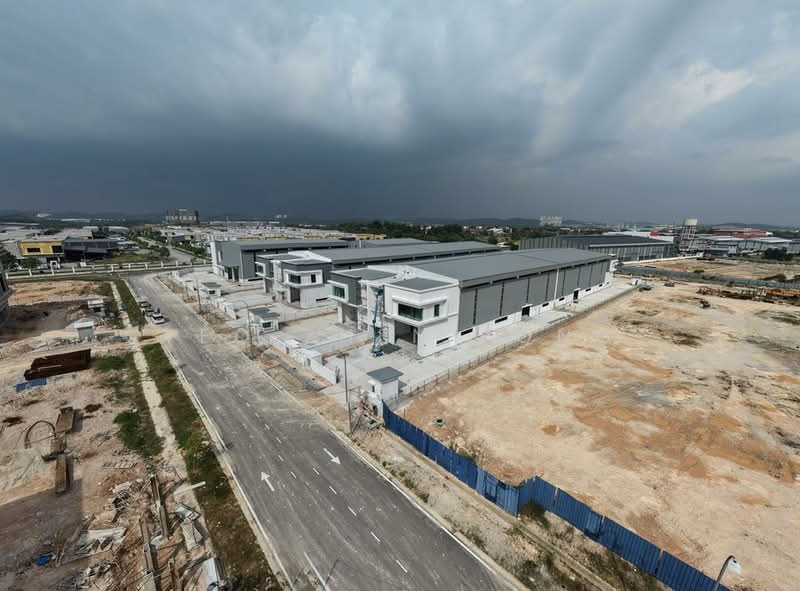 Semi-D Factory for Sale in Puncak Alam (Selangor) - YEO ZHEN RONG - Exterior - PropertyGuru.com.my