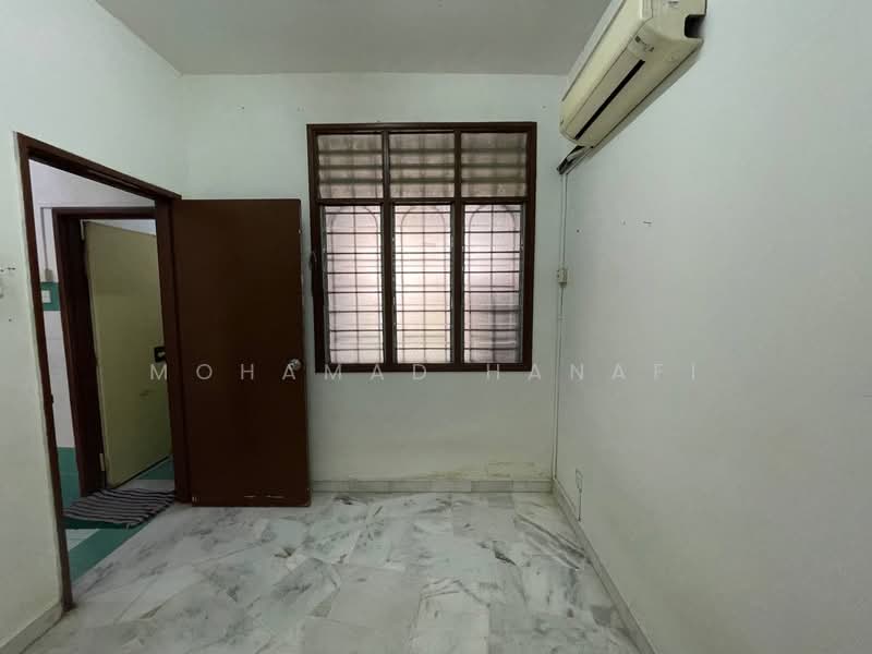 2-storey Terraced House for Sale in Usj 9 (Subang Jaya) - Mohamad Hanafi - PropertyGuru.com.my