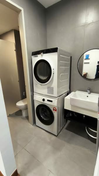Service Residence for Rent at YOLO Signature Suites - Eric Lim - Bathroom - PropertyGuru.com.my