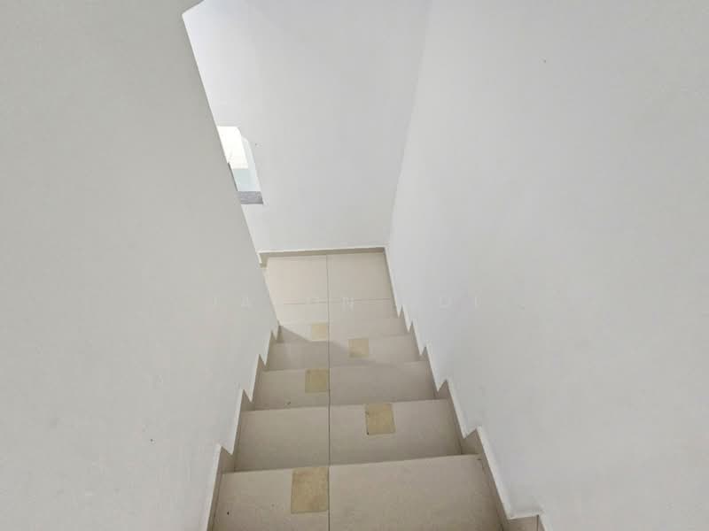 Rumah Teres 1.5 Tingkat untuk Dijual di Taman Alam Megah (Shah Alam) - Jason Ooi - PropertyGuru.com.my