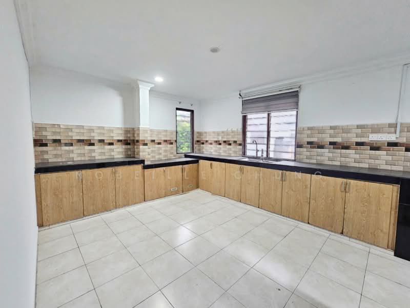 1.5-storey Terraced House for Sale in Taman Alam Megah (Shah Alam) - Nobeille Chung - Kitchen - PropertyGuru.com.my