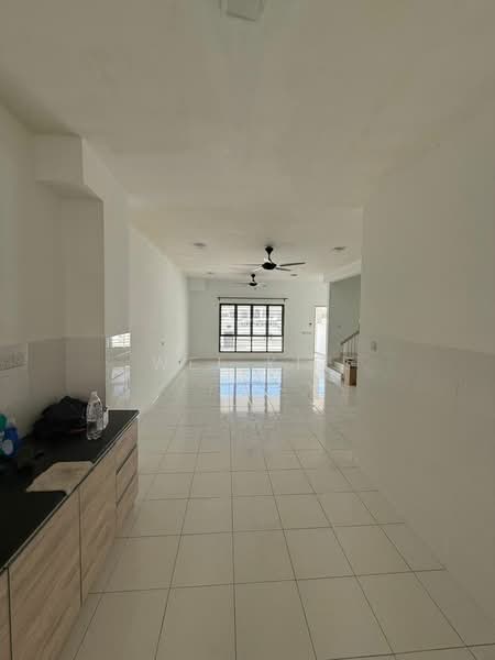 Setia Alam untuk Untuk Disewa - RM 1,800 /bulan, Mac 2026 - Living Room - PropertyGuru.com.my