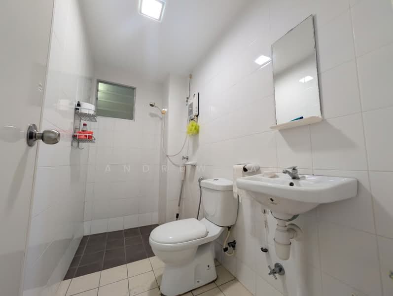 Apartment for Sale at Seri Jati - Andrew Tan - Bathroom - PropertyGuru.com.my