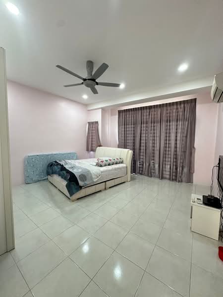 2.5-storey Terraced House for Sale in Juru (Penang) - Chii Lee - Bedroom - PropertyGuru.com.my