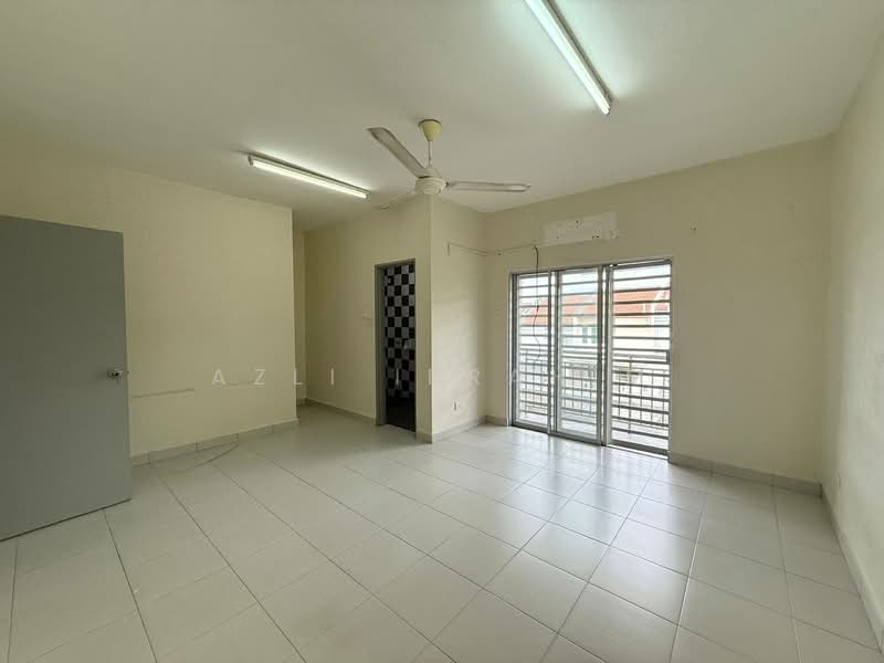 2-storey Terraced House for Sale in Shah Alam (Selangor) - Azli Ibrahim - Interior - PropertyGuru.com.my