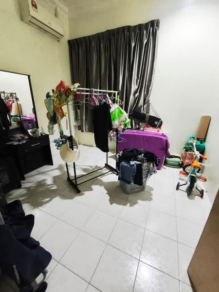 2-storey Terraced House for Sale in Taman Nusa Jaya Mas (Iskandar Puteri (Nusajaya)) - Lucas Lee - Bedroom - PropertyGuru.com.my