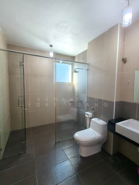 Semi-Detached House for Rent in Setia Alam (Selangor) - Veni Foo Yoke Fuang - Bathroom - PropertyGuru.com.my