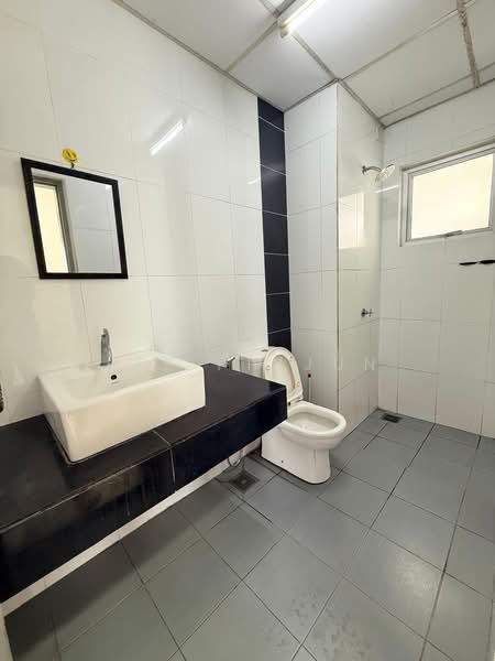 Condominium for Rent at The Wharf Residence - Lee Pinjun - Bathroom - PropertyGuru.com.my