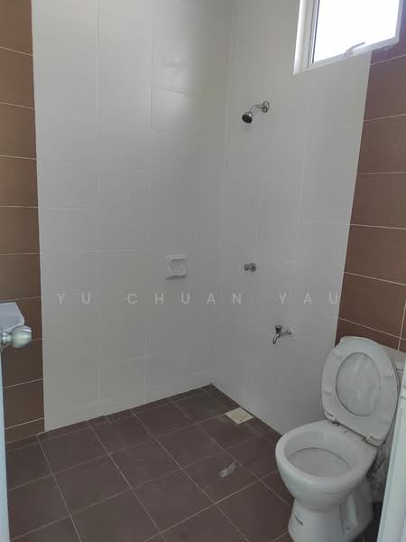 Bungalow for Sale in Taman Belimbing Setia (Durian Tunggal) - Yu Chuan Yau - Bathroom - PropertyGuru.com.my
